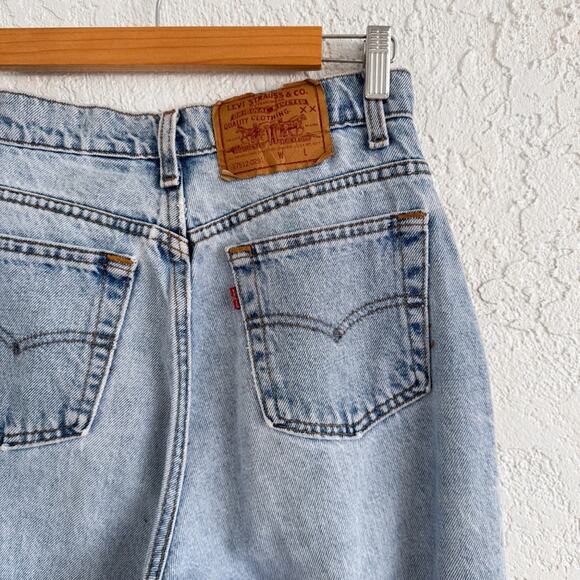 Vintage Levi’s 550 Jeans - Picture 1 of 7